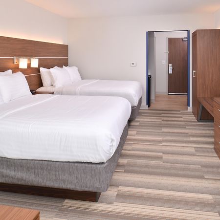 Holiday Inn Express & Suites Omaha Airport By Ihg Carter Lake Eksteriør bilde