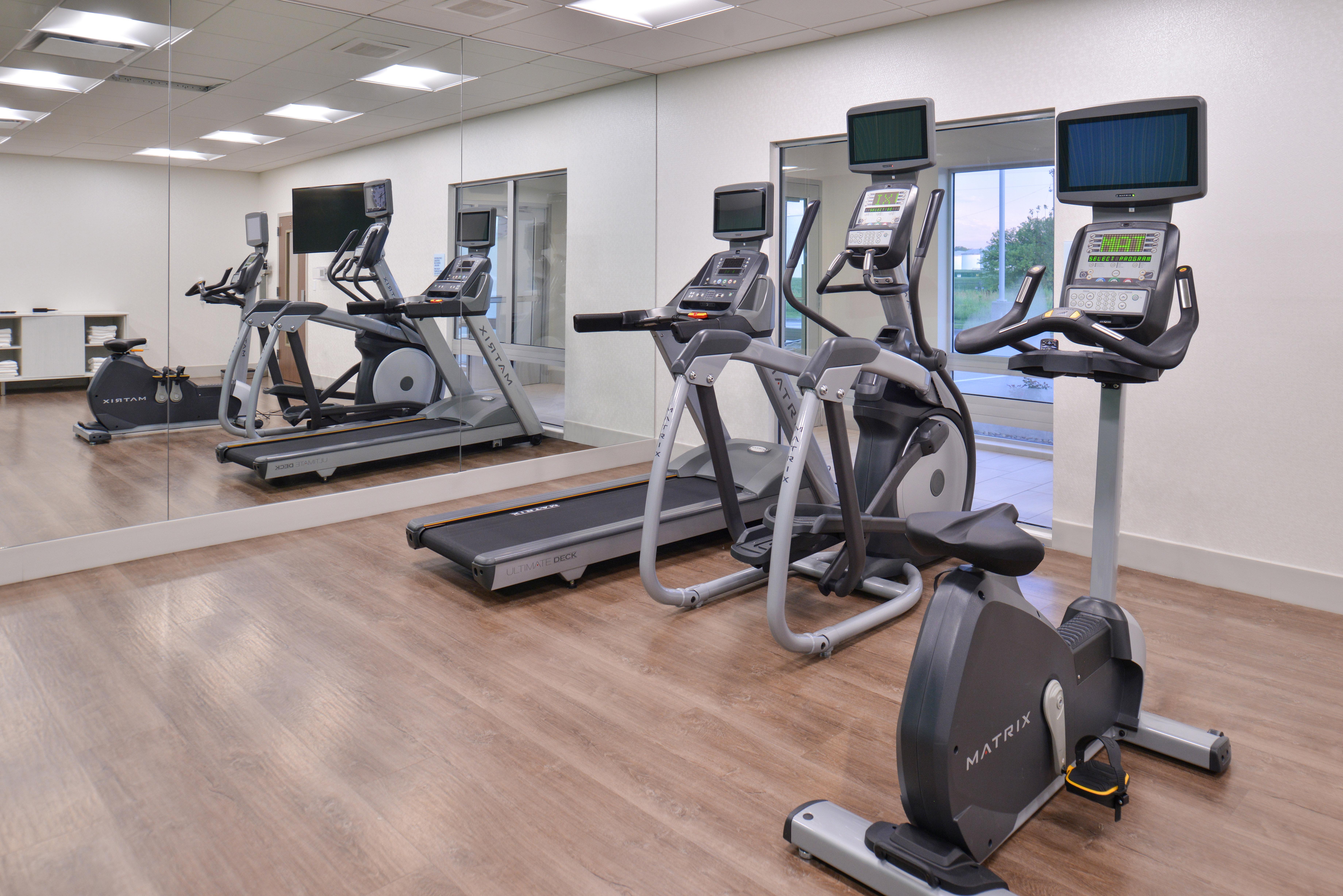 Holiday Inn Express & Suites Omaha Airport By Ihg Carter Lake Eksteriør bilde