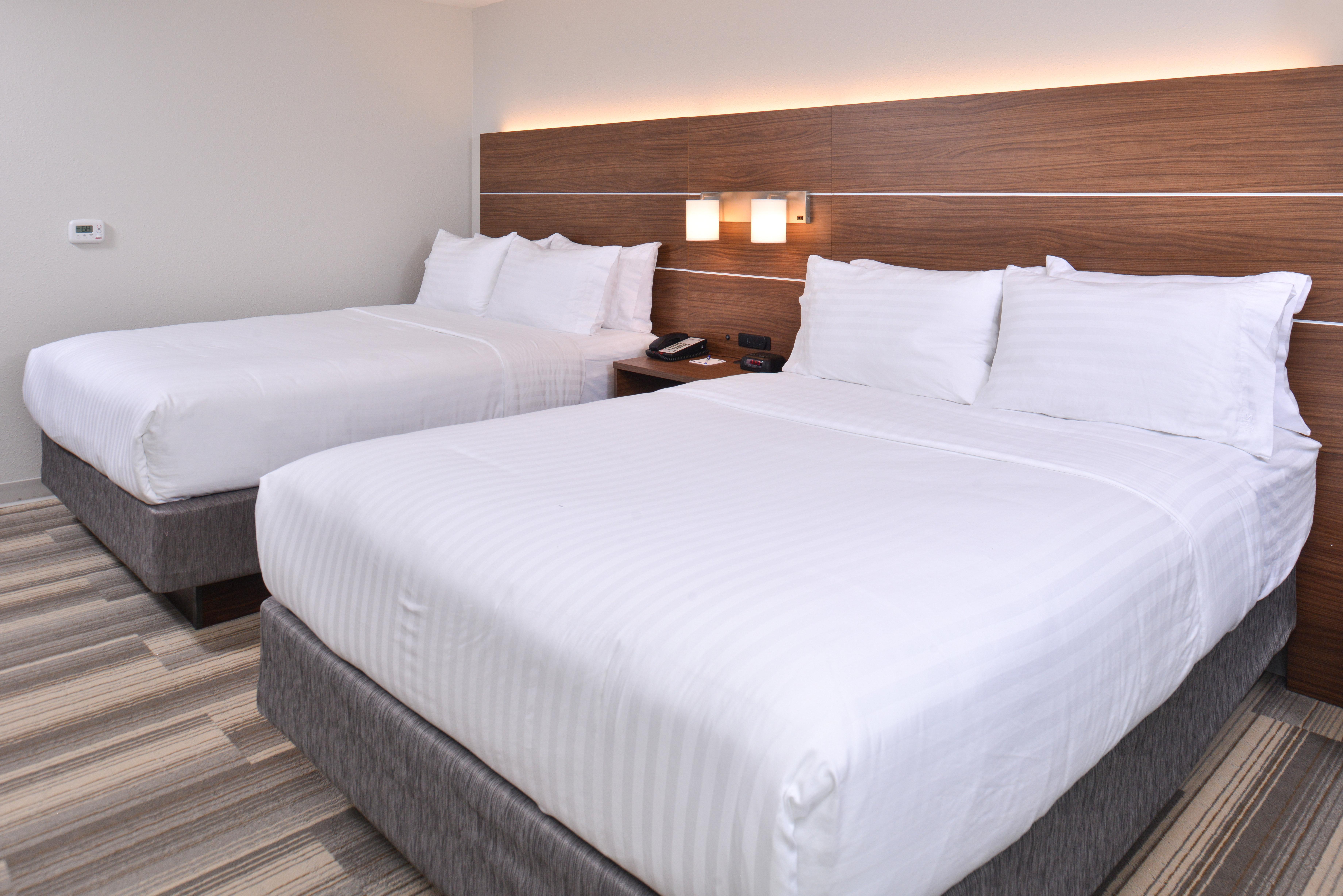Holiday Inn Express & Suites Omaha Airport By Ihg Carter Lake Eksteriør bilde