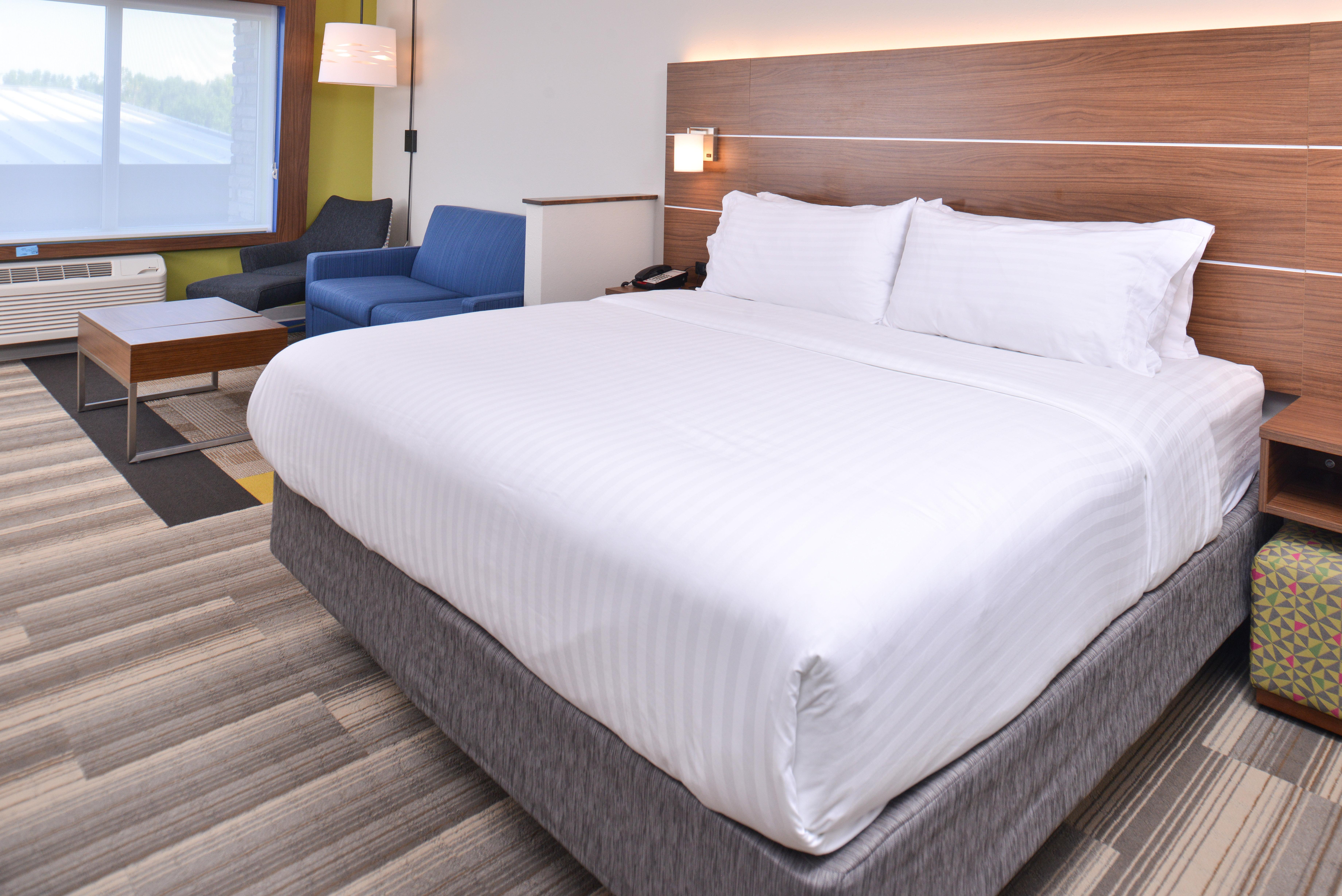 Holiday Inn Express & Suites Omaha Airport By Ihg Carter Lake Eksteriør bilde