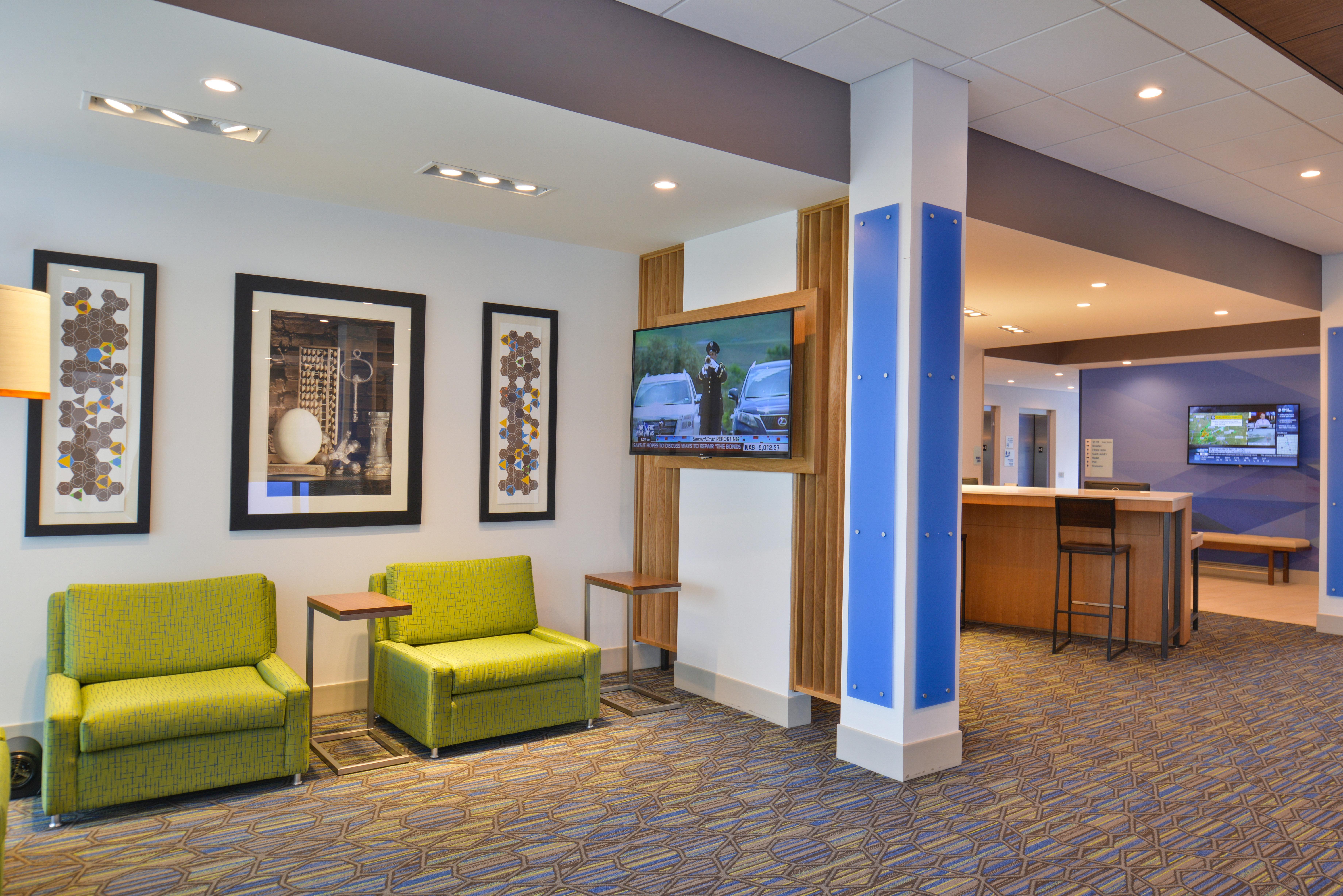 Holiday Inn Express & Suites Omaha Airport By Ihg Carter Lake Eksteriør bilde