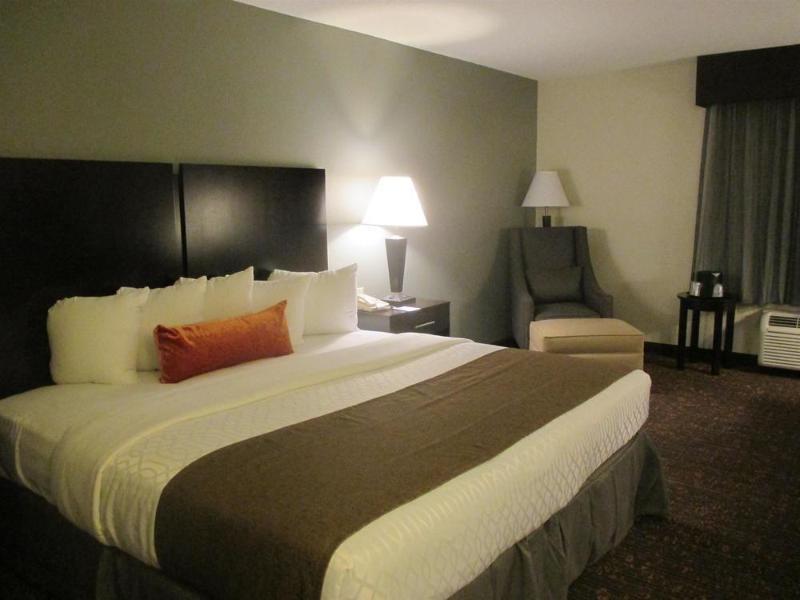 Holiday Inn Express & Suites Omaha Airport By Ihg Carter Lake Eksteriør bilde